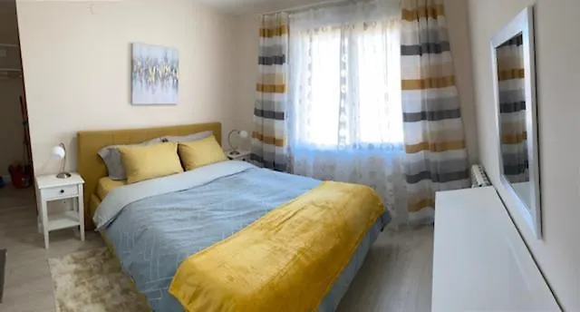 2 Bed 2 Bath, 4 Min Walk To Slope, Predela2, 公寓