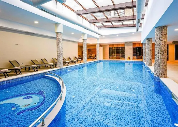 2 Bed 2 Bath, 4 Min Walk To Slope, Predela2, * 班斯科