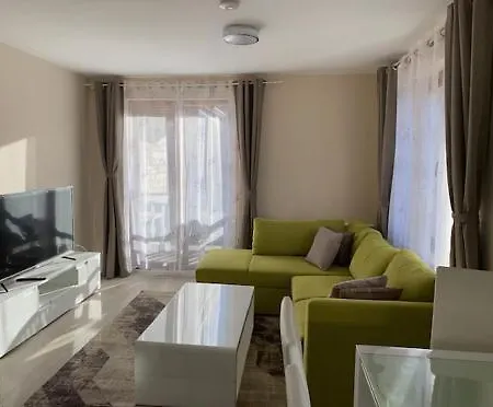 アパート 2 Bed 2 Bath, 4 Min Walk To Slope, Predela2,