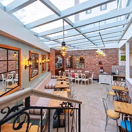 2 Bed 2 Bath, 4 Min Walk To Slope, Predela2, バンスコ