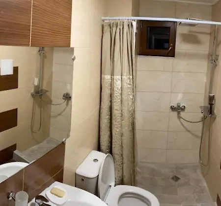 2 Bed 2 Bath, 4 Min Walk To Slope, Predela2, アパート