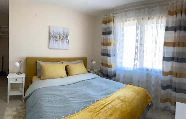 2 Bed 2 Bath, 4 Min Walk To Slope, Predela2, Appartement