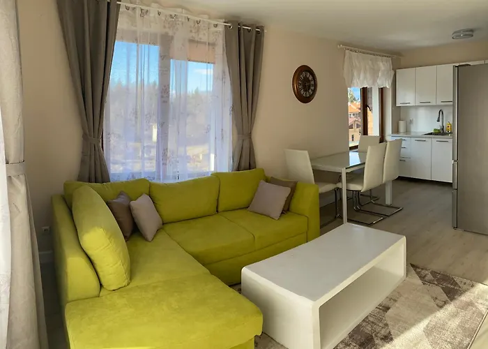 Apartment 2 Bed 2 Bath, 4 Min Walk To Slope, Predela2, *